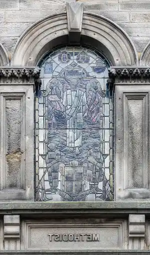 thumbnail of main image
